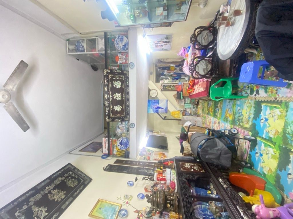 Bán nhà Đường Giáp Bát - diện tích 50m2 4 tầng - Ô tô tránh - giá 15,9 tỷ