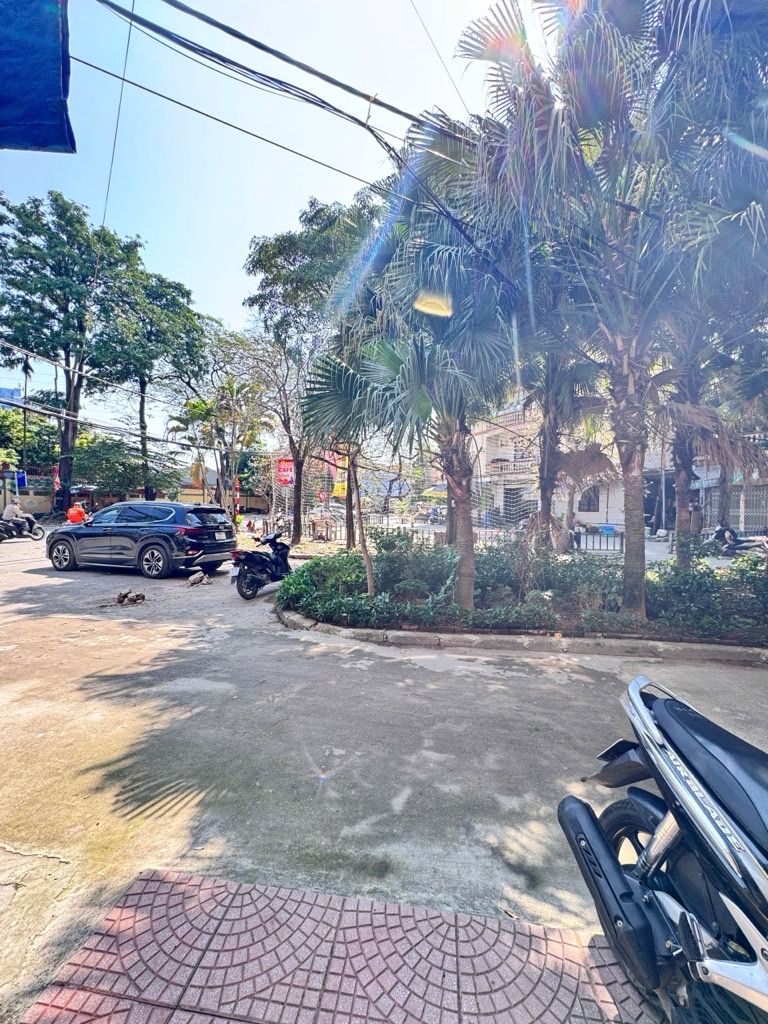 Bán nhà Đền Lừ 1 - diện tích 30m2 6 tầng - Ô TÔ TRÁNH - giá 15,8 tỷ