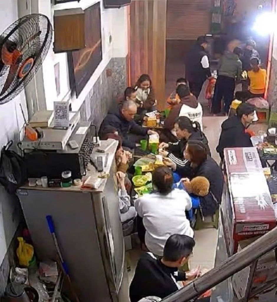 Bán nhà Khương Trung - diện tích 24m2 5 tầng - ô tô đỗ cửa - giá 8,5 tỷ