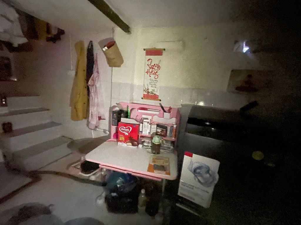 Bán nhà Hai Bà Trưng - diện tích 28m2 2 tầng - ô tô đỗ cửa - giá 4,9 tỷ