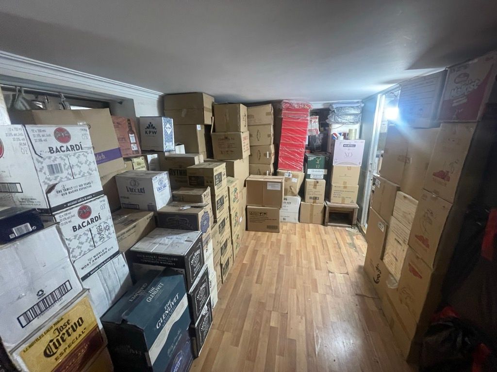 Bán nhà Hai Bà Trưng - diện tích 28m2 2 tầng - ô tô đỗ cửa - giá 4,9 tỷ