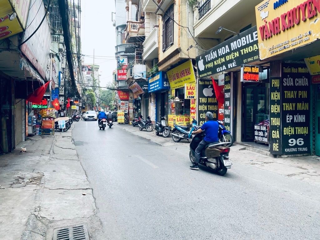 Bán nhà Khương Trung - diện tích 53.5m2 3 tầng - Mặt phố vỉa hè ô tô tránh - giá 17,1 tỷ