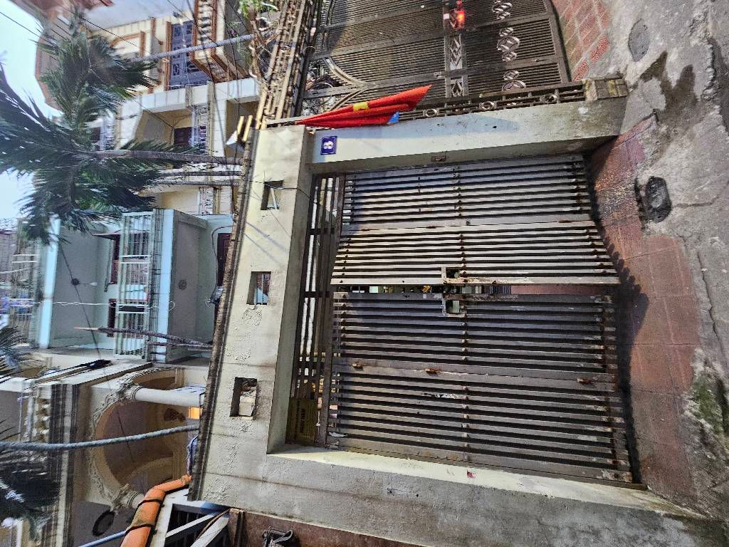 Bán nhà Trương Định - diện tích 71.5m2 4 tầng - Ngõ thông ô tô qua - giá 18,5 tỷ