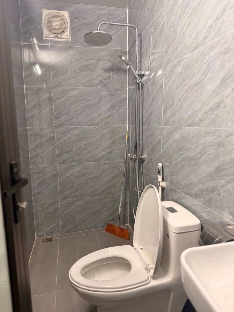 Bán nhà Tương Mai - diện tích 60m2 1 tầng - Tập thể tầng 1 sát phố - giá 4,2 tỷ