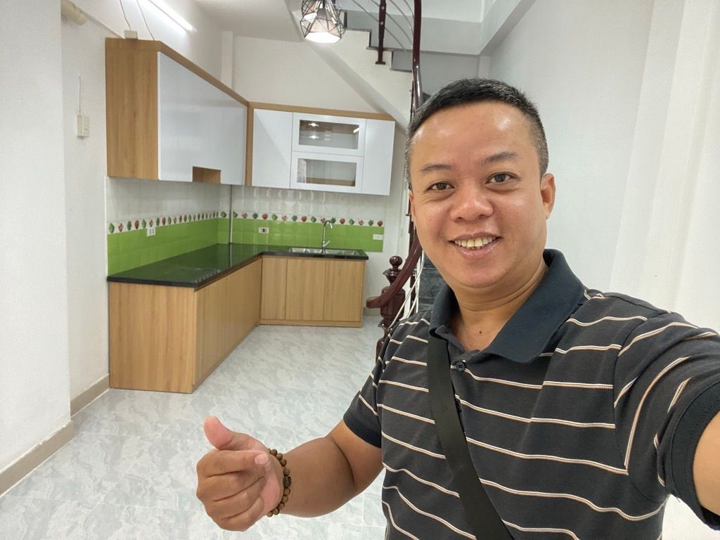 Bán nhà Đông Thiên - diện tích 30m2 5 tầng - ngõ nông gần phố - giá 7,85 tỷ