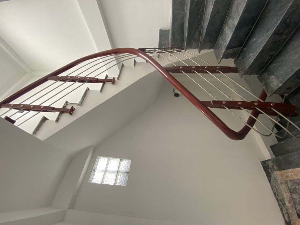 Bán nhà Đông Thiên - diện tích 30m2 5 tầng - ngõ nông gần phố - giá 7,85 tỷ