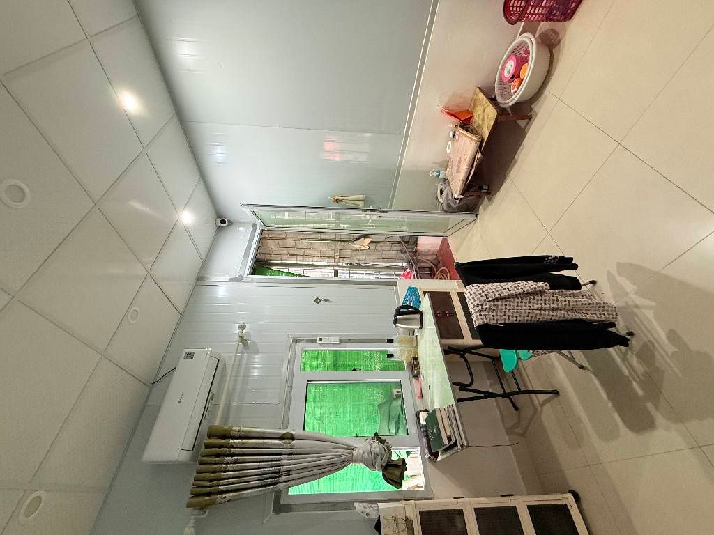 Bán nhà Kim Ngưu - diện tích 35.3m2 4 tầng - Gần phố, ô tô tránh - giá 10 tỷ