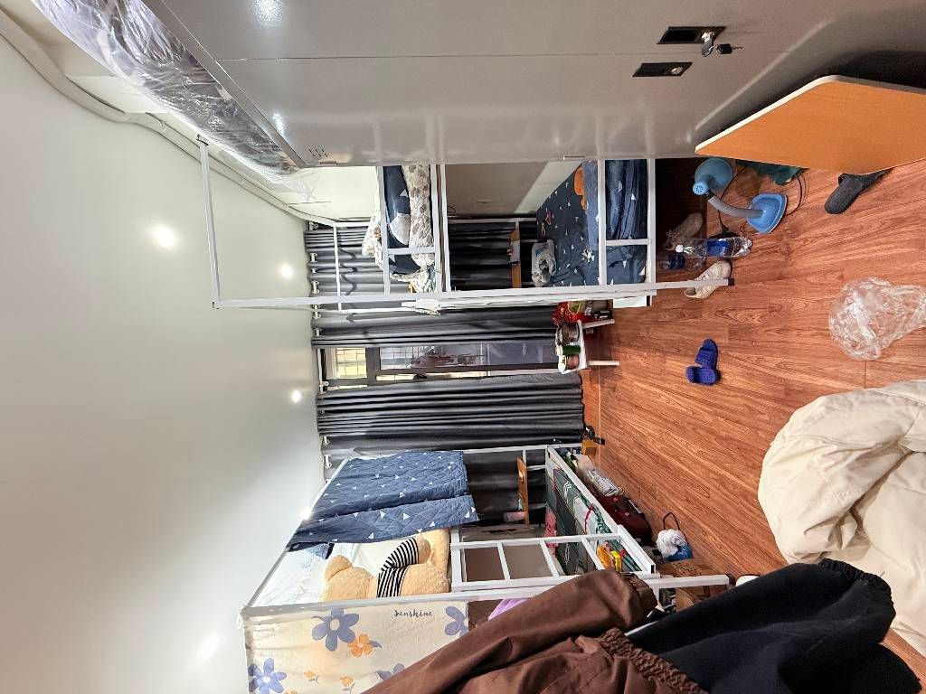 Bán nhà Kim Ngưu - diện tích 35.3m2 4 tầng - Gần phố, ô tô tránh - giá 10 tỷ