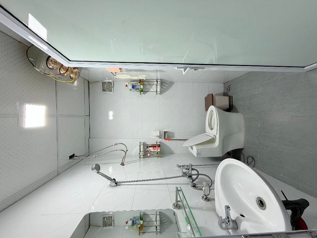 Bán nhà Kim Ngưu - diện tích 35.3m2 4 tầng - Gần phố, ô tô tránh - giá 10 tỷ