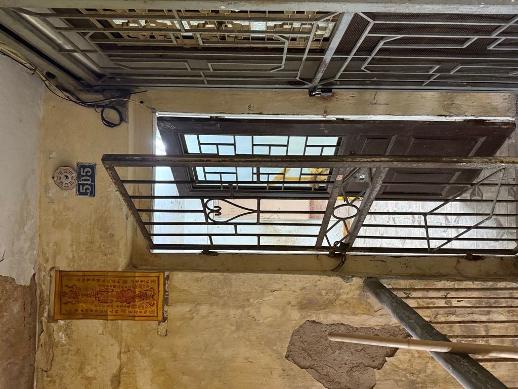 Bán nhà Hồ Đắc Di - diện tích 41m2 5 tầng - Nhà tập thể cũ quân đội - giá 4,5 tỷ