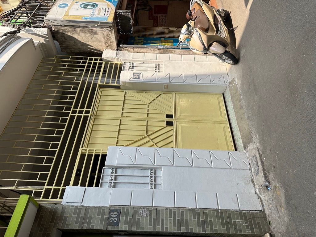 Bán nhà Thái Thịnh - diện tích 50.5m2 4 tầng - mặt ngõ ô tô tránh - giá 22 tỷ