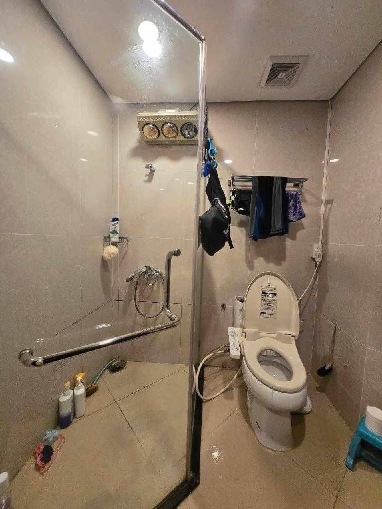 Bán nhà Nguyễn Trãi - diện tích 123m2 12 tầng - Căn hộ cao cấp Royal City - giá 19,5 tỷ