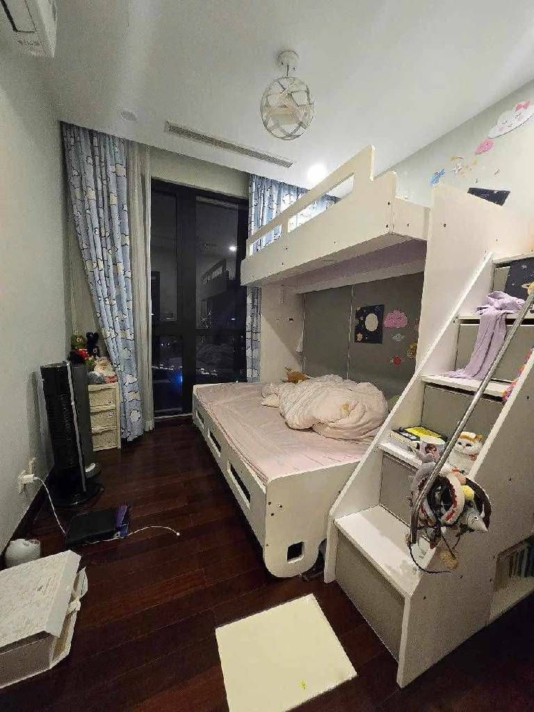 Bán nhà Nguyễn Trãi - diện tích 123m2 12 tầng - Căn hộ cao cấp Royal City - giá 19,5 tỷ