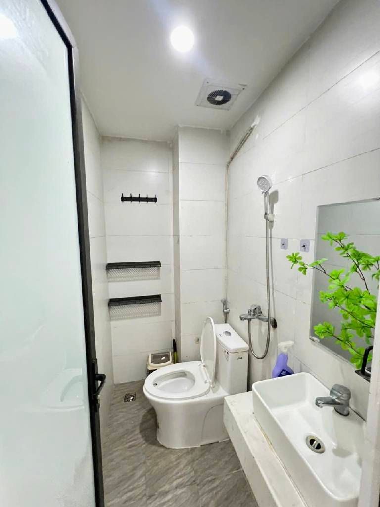 Bán nhà Hoàng Mai - diện tích 50m2 1 tầng - CCMN Hoàng Mai, thang máy - giá 2,65 tỷ