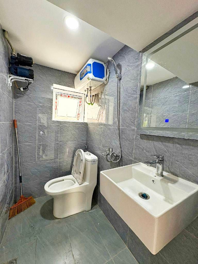 Bán nhà Tôn Đức Thắng - diện tích 45m2 1 tầng - ô tô đỗ cửa - giá 2,8 tỷ