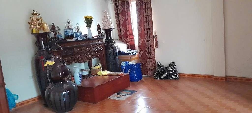 Bán nhà Lĩnh Nam - diện tích 49.1m2 5 tầng - Lô góc, ô tô vào nhà - giá 12,9 tỷ