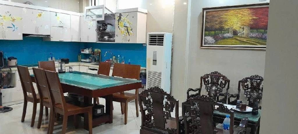 Bán nhà Lĩnh Nam - diện tích 49.1m2 5 tầng - Lô góc, ô tô vào nhà - giá 12,9 tỷ