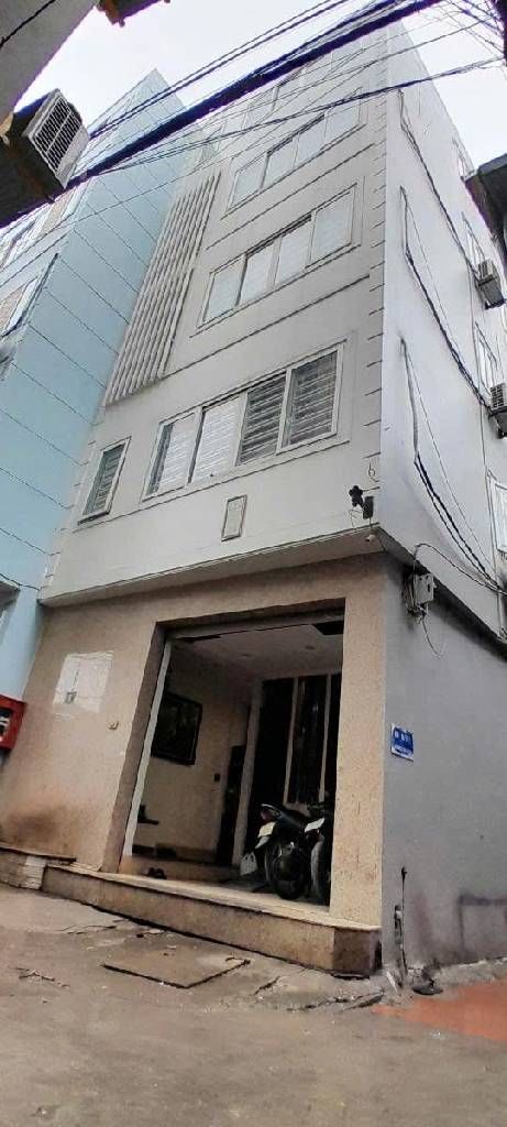 Bán nhà Lĩnh Nam - diện tích 49.1m2 5 tầng - Lô góc, ô tô vào nhà - giá 12,9 tỷ