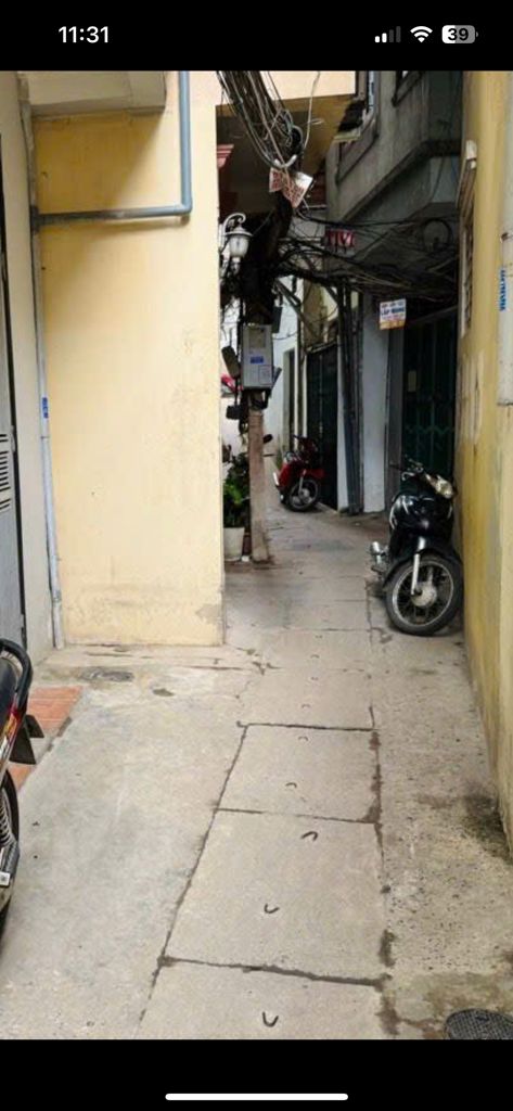 Bán nhà Trần Khát Chân - diện tích 36m2 5 tầng - Nhà đẹp hiếm có - giá 11,8 tỷ