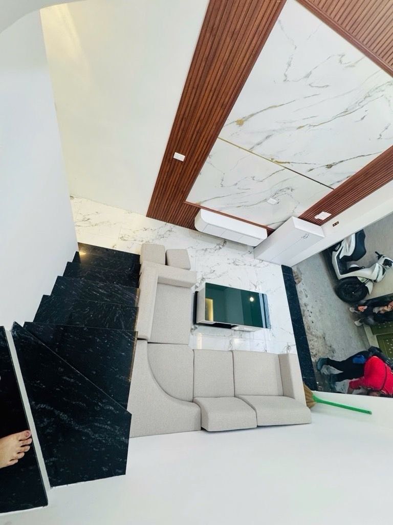 Bán nhà Tân Mai - diện tích 32m2 3 tầng - 2 mặt ngõ - giá 6,8 tỷ