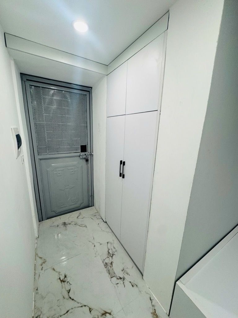 Bán nhà Tân Mai - diện tích 32m2 3 tầng - 2 mặt ngõ - giá 6,8 tỷ