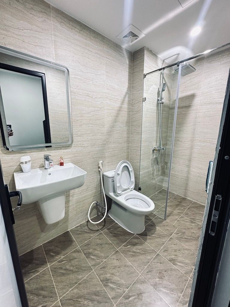 Bán nhà Hoàng Liệt - diện tích 23.8m2 4 tầng - Ô tô dừng đỗ cổng - giá 8,5 tỷ