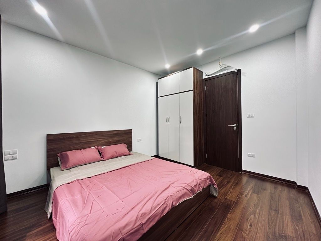 Bán nhà Hoàng Liệt - diện tích 23.8m2 4 tầng - Ô tô dừng đỗ cổng - giá 8,5 tỷ