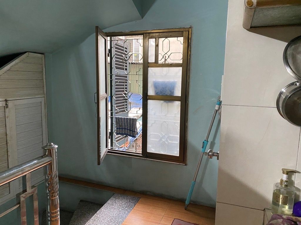 Bán nhà Tam Trinh - diện tích 109m2 6 tầng - Ngõ thông, kinh doanh sầm uất - giá 18,5 tỷ