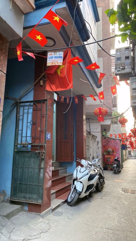 Bán nhà Tam Trinh - diện tích 109m2 6 tầng - Ngõ thông, kinh doanh sầm uất - giá 18,5 tỷ