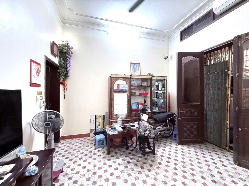 Bán nhà Nguyễn Ngọc Nại - diện tích 60.6m2 4 tầng - Ô TÔ THÔNG - giá 20 tỷ