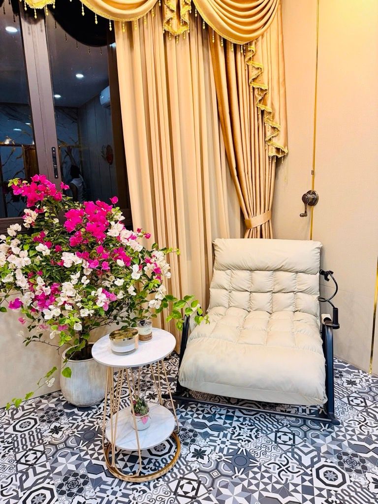 Bán nhà Hoàng Mai - diện tích 35m2 5 tầng - Thang máy, ô tô đỗ cửa - giá 0 tỷ