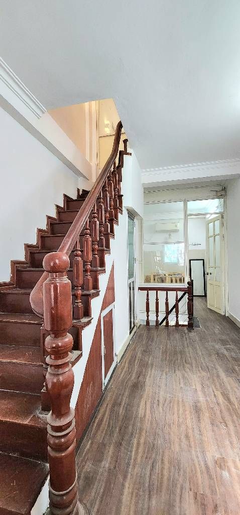 Bán nhà Thái Hà - diện tích 25m2 4 tầng - gần ô tô - giá 5 tỷ