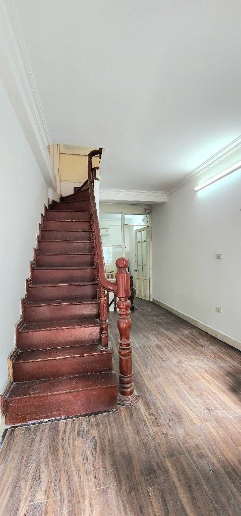 Bán nhà Thái Hà - diện tích 25m2 4 tầng - gần ô tô - giá 5 tỷ