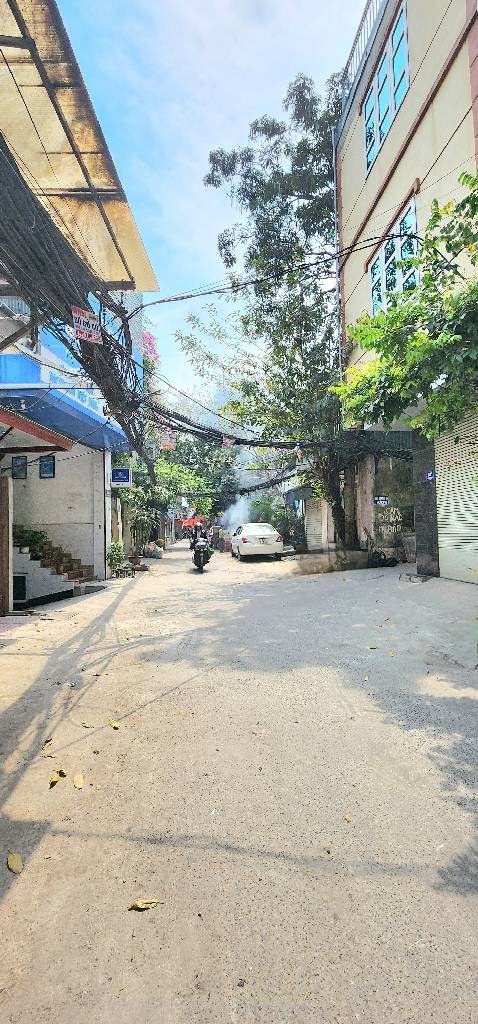 Bán nhà Thái Hà - diện tích 25m2 4 tầng - gần ô tô - giá 5 tỷ