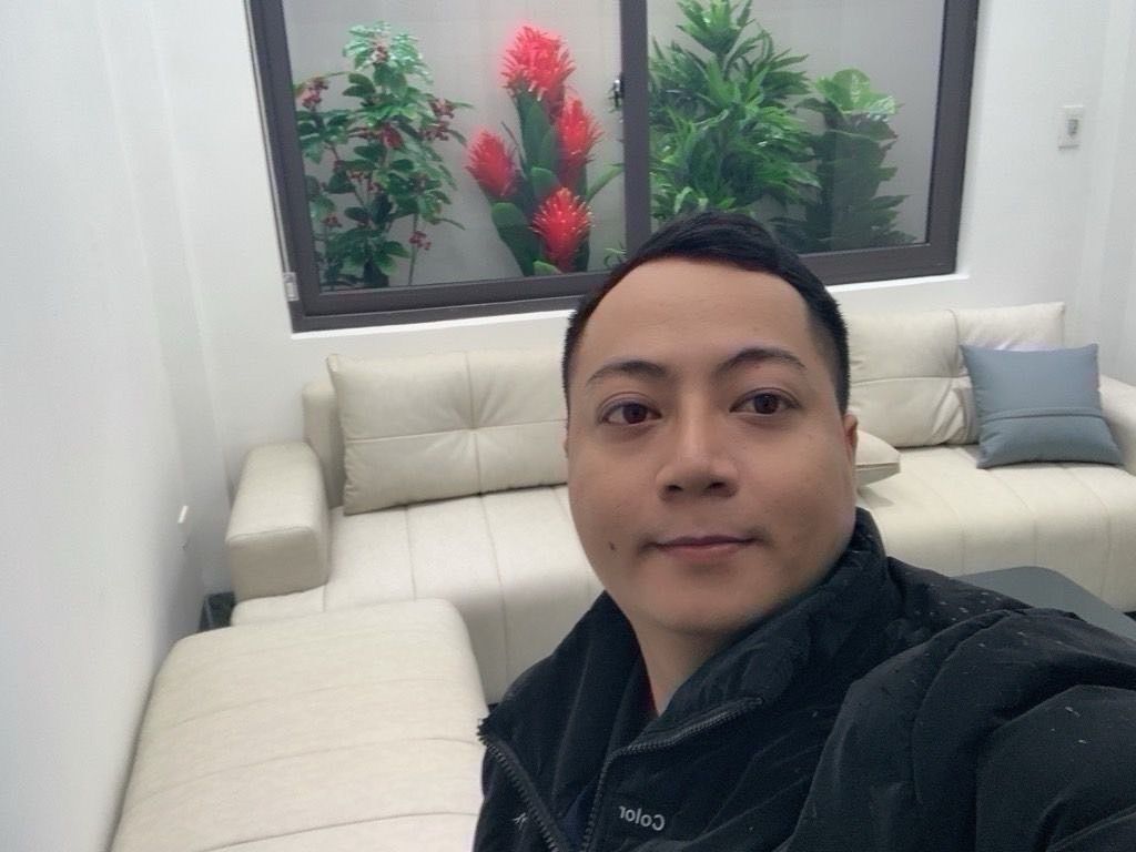 Bán nhà Đường Láng - diện tích 43m2 5 tầng - ô tô đỗ cửa - giá 15,5 tỷ