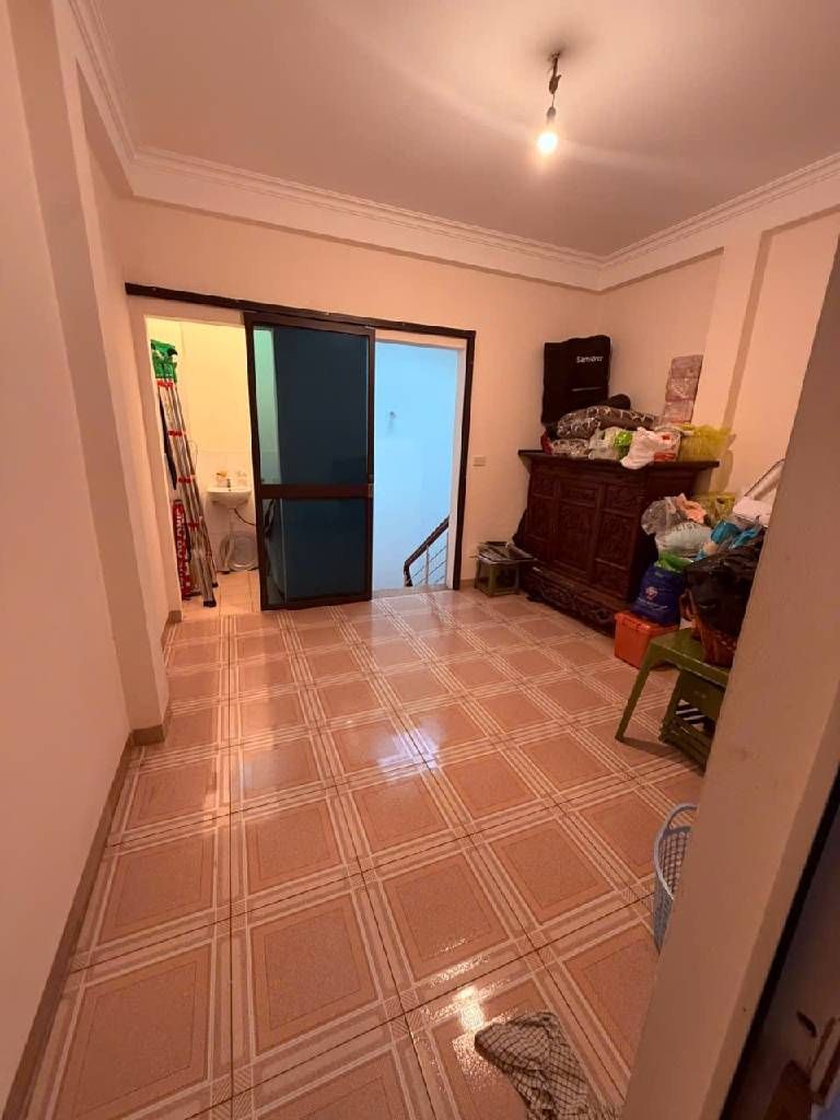 Bán nhà Nguyễn Khoái - diện tích 39,3m2 4 tầng - gần phố - giá 8,5 tỷ