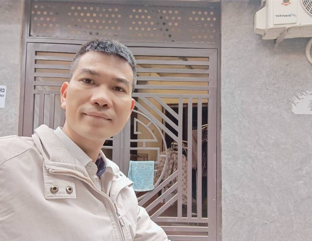 Bán nhà Tân Mai - diện tích 38.4m2 1 tầng - NGÕ 3 GÁC ĐỖ CỬA - giá 5,8 tỷ