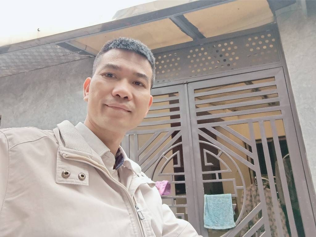 Bán nhà Tân Mai - diện tích 38.4m2 1 tầng - NGÕ 3 GÁC ĐỖ CỬA - giá 5,8 tỷ