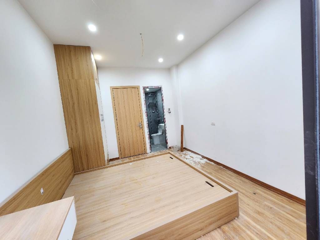 Bán nhà Phố Đại Đồng - diện tích 22,4m2 4 tầng - Ô tô đỗ sát nhà - giá 3,8 tỷ