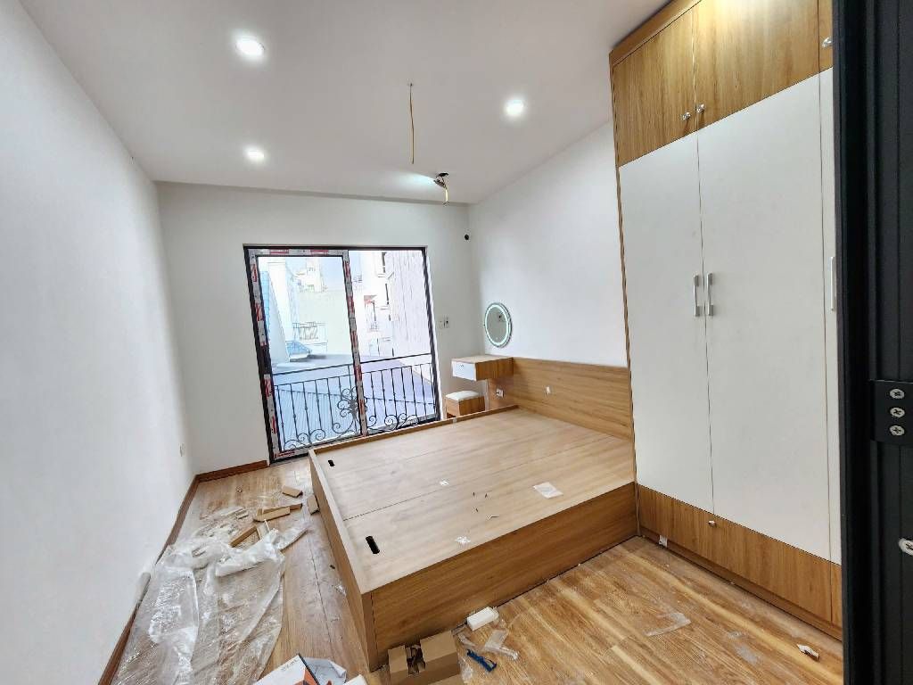 Bán nhà Phố Đại Đồng - diện tích 22,4m2 4 tầng - Ô tô đỗ sát nhà - giá 3,8 tỷ