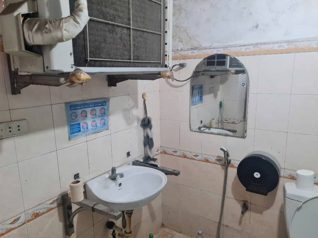 Bán nhà Lê Thanh Nghị - diện tích 53m2 5 tầng - Nhà 2 mặt thoáng, cho thuê dễ dàng - giá 13,5 tỷ