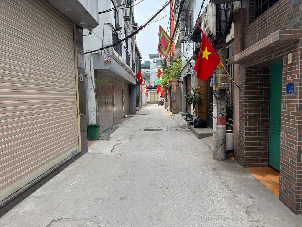 Bán nhà Tam Trinh - diện tích 30m2 2 tầng - Nhà lô góc, kinh doanh đỉnh - giá 9,5 tỷ