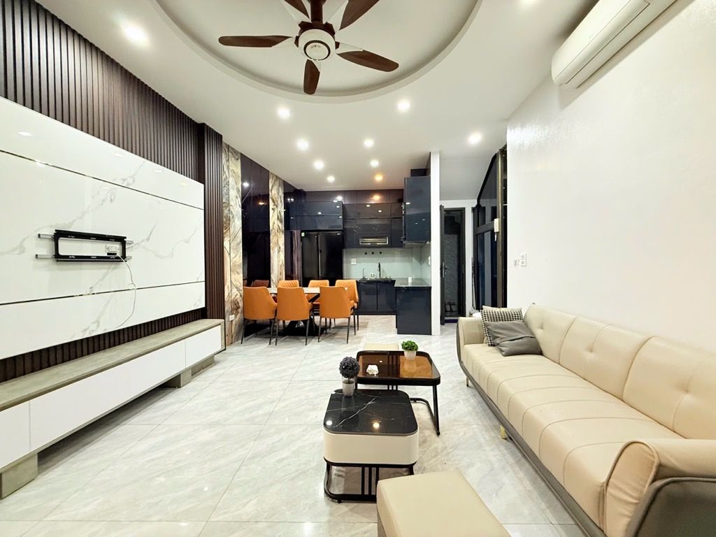 Bán nhà Linh Quang - diện tích 51m2 7 tầng - VIEW HỒ CỰC VIP - giá 18 tỷ