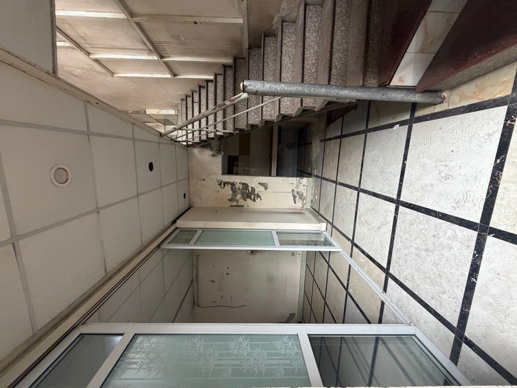 Bán nhà Vĩnh Hưng - diện tích 81m2 2 tầng - nhà đẹp hiếm có - giá 9,5 tỷ