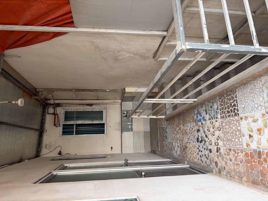 Bán nhà Vĩnh Hưng - diện tích 81m2 2 tầng - nhà đẹp hiếm có - giá 9,5 tỷ