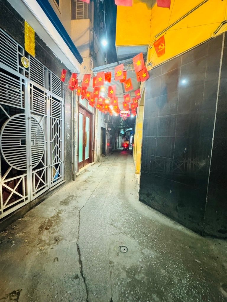 Bán nhà Minh Khai - diện tích 37.2m2 5 tầng - Lô góc, vị trí đắc địa - giá 14,5 tỷ