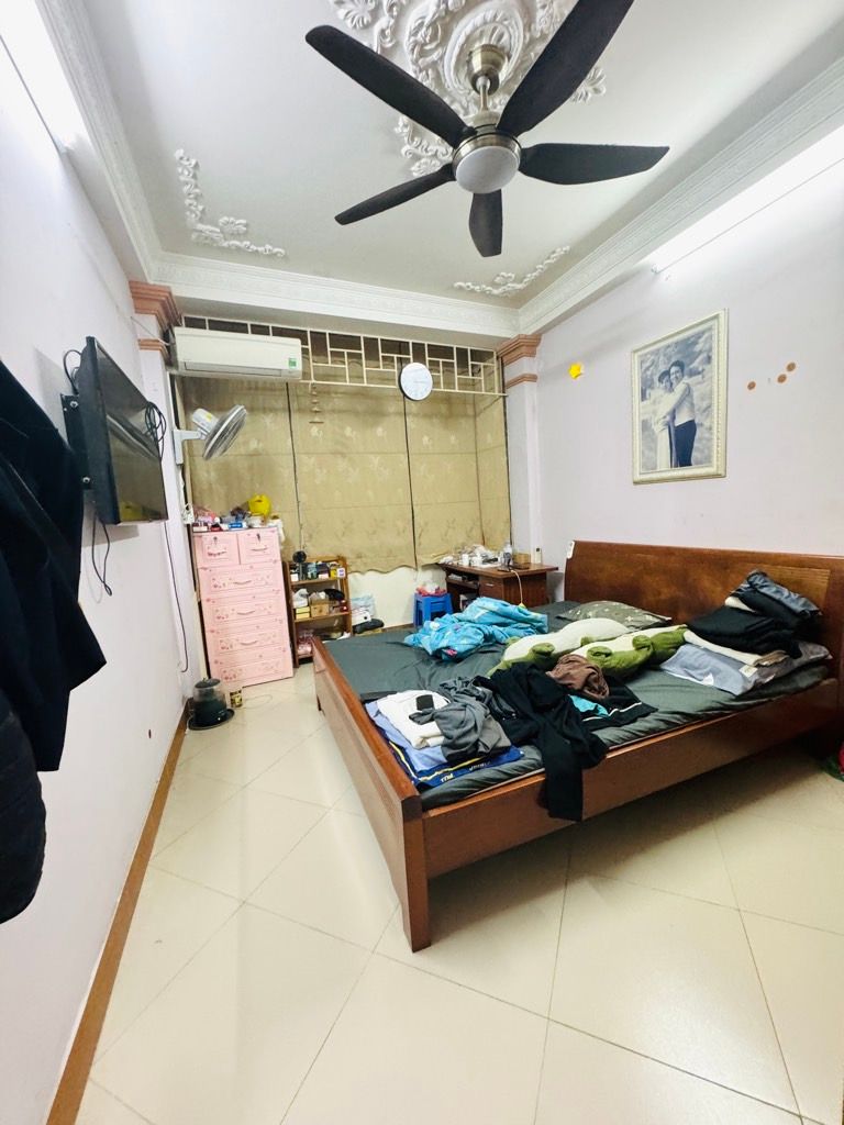 Bán nhà Minh Khai - diện tích 37.2m2 5 tầng - Lô góc, vị trí đắc địa - giá 14,5 tỷ