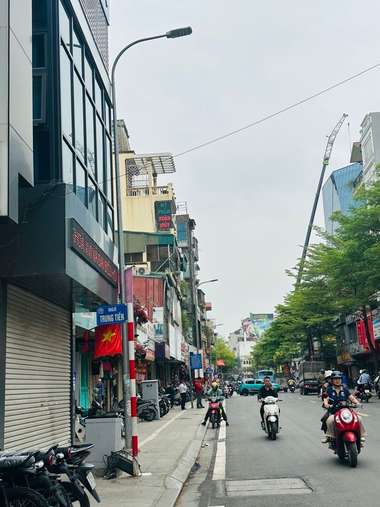 Bán nhà Trung Tiền - diện tích 21m2 3 tầng - Gần ô tô - giá 7,5 tỷ