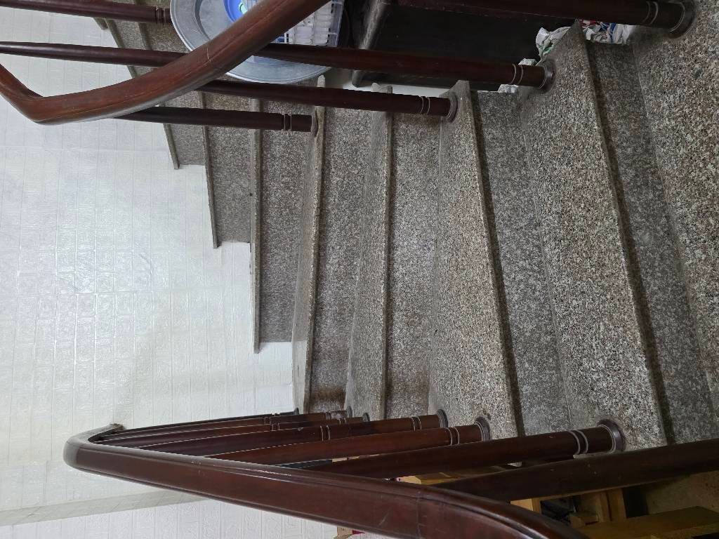 Bán nhà Hoàng Đạo Thành - diện tích 32.6m2 5 tầng - Nhà đẹp hiếm có - giá 15 tỷ