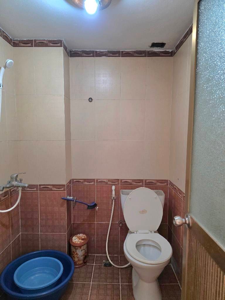 Bán nhà Hoàng Đạo Thành - diện tích 32.6m2 5 tầng - Nhà đẹp hiếm có - giá 15 tỷ